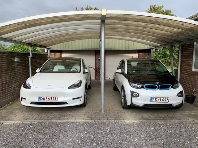 Martin Tesla Y BMWi3