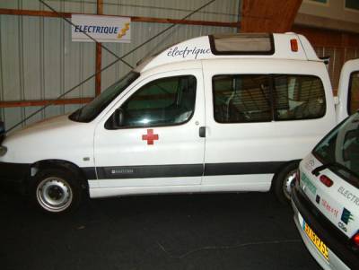 Peugeot Berlingo Ambulans